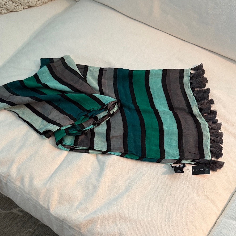 Striped Green and Gray Sheer Women’s Scarf with Tassels NWT
